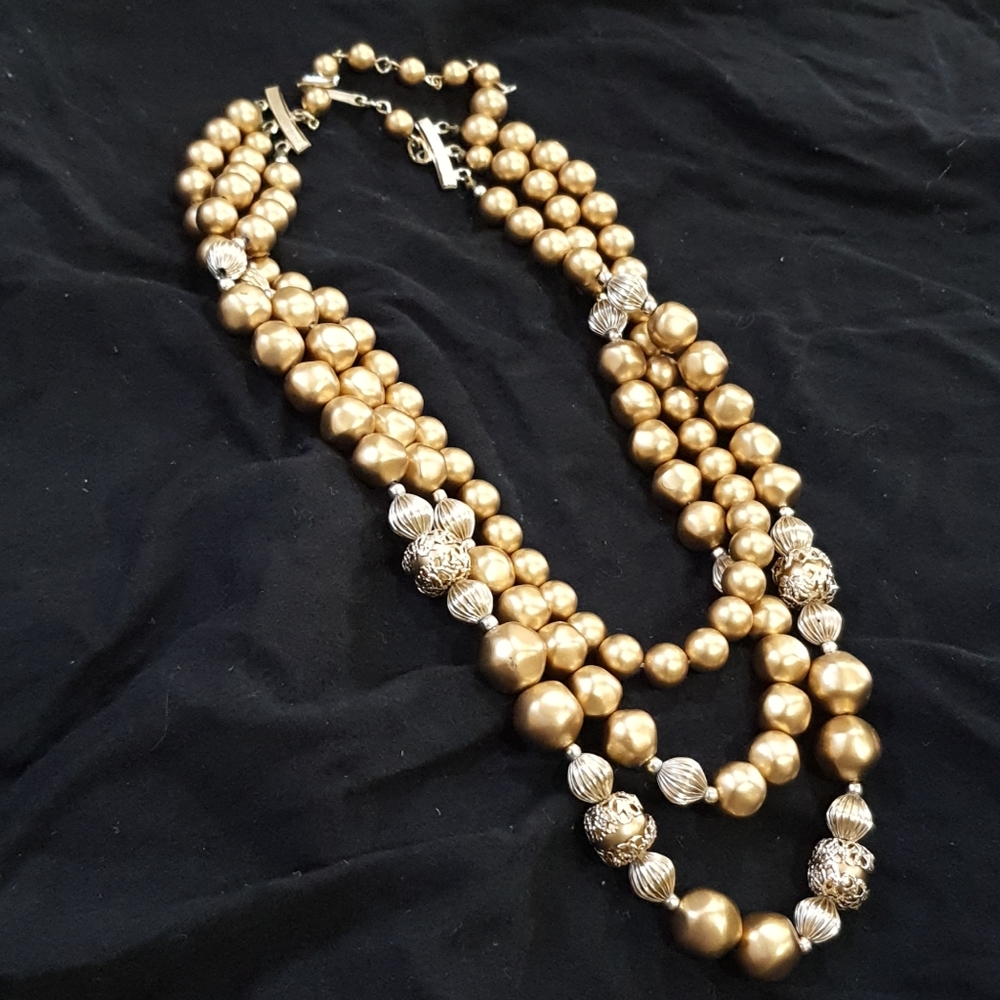Vintage gold bead necklace